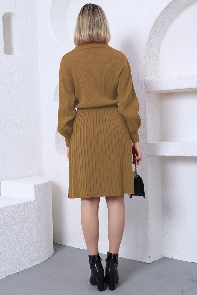 Kamel Polo V Yaka Pileli Etekli Triko Elbise