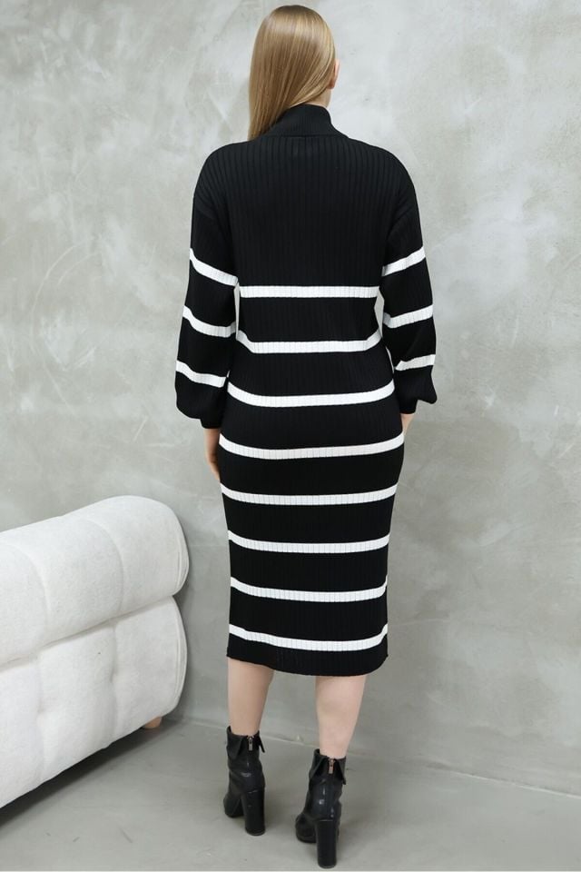 Kadın Siyah Ekru Çizgili Fermuarlı Yarım Balıkçı Uzun Triko Elbise