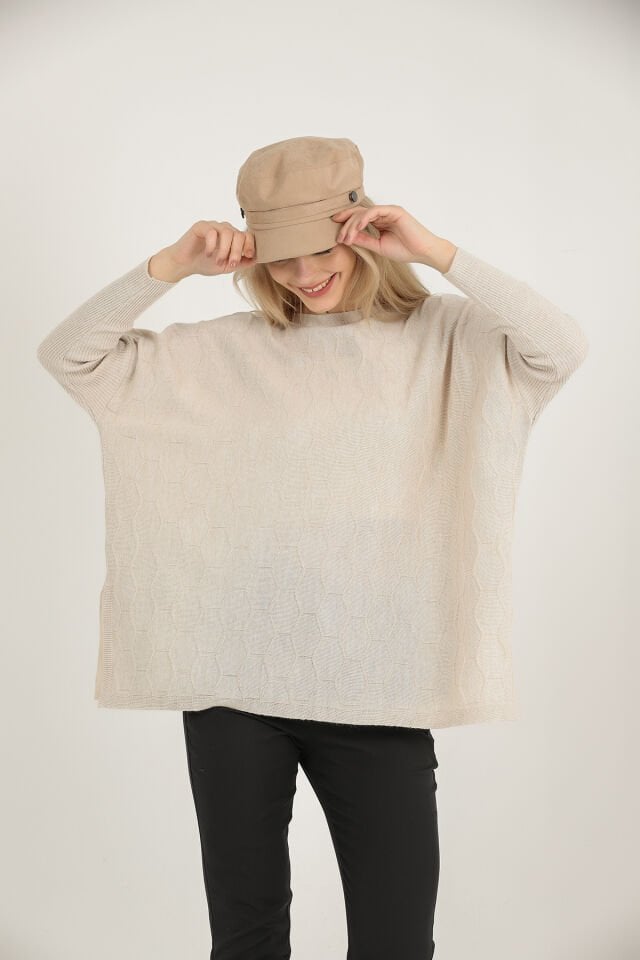 Kadın Bej Petek Desen İnce Panço Triko Kazak