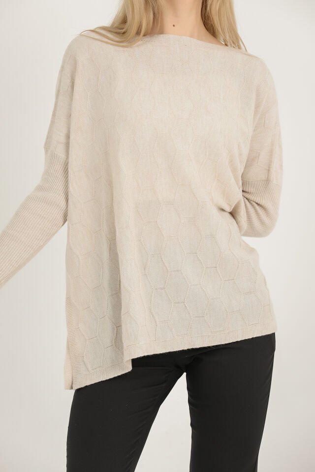 Kadın Bej Petek Desen İnce Panço Triko Kazak