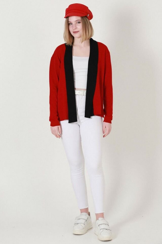 Kadın Kırmızı Siyah İki Renk Desenli Kısa Triko Hırka