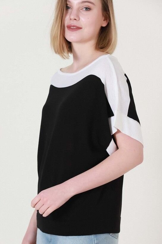 Kadın Siyah Ekru Kuşaklı Yazlık İnce Triko Bluz