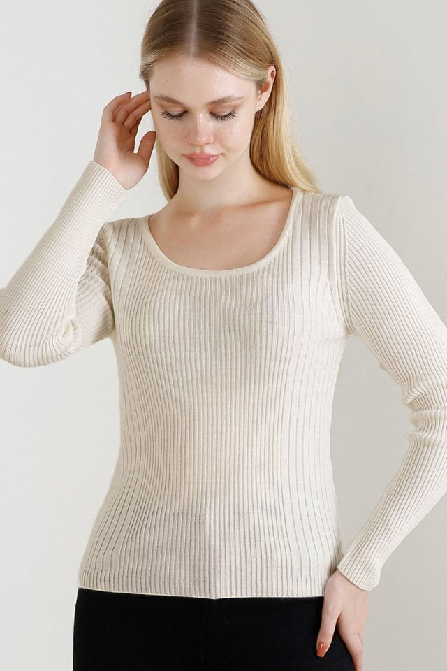 Kadın Bej Kare Yaka Triko Kazak