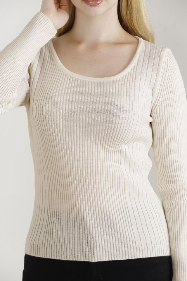 Kadın Bej Kare Yaka Triko Kazak