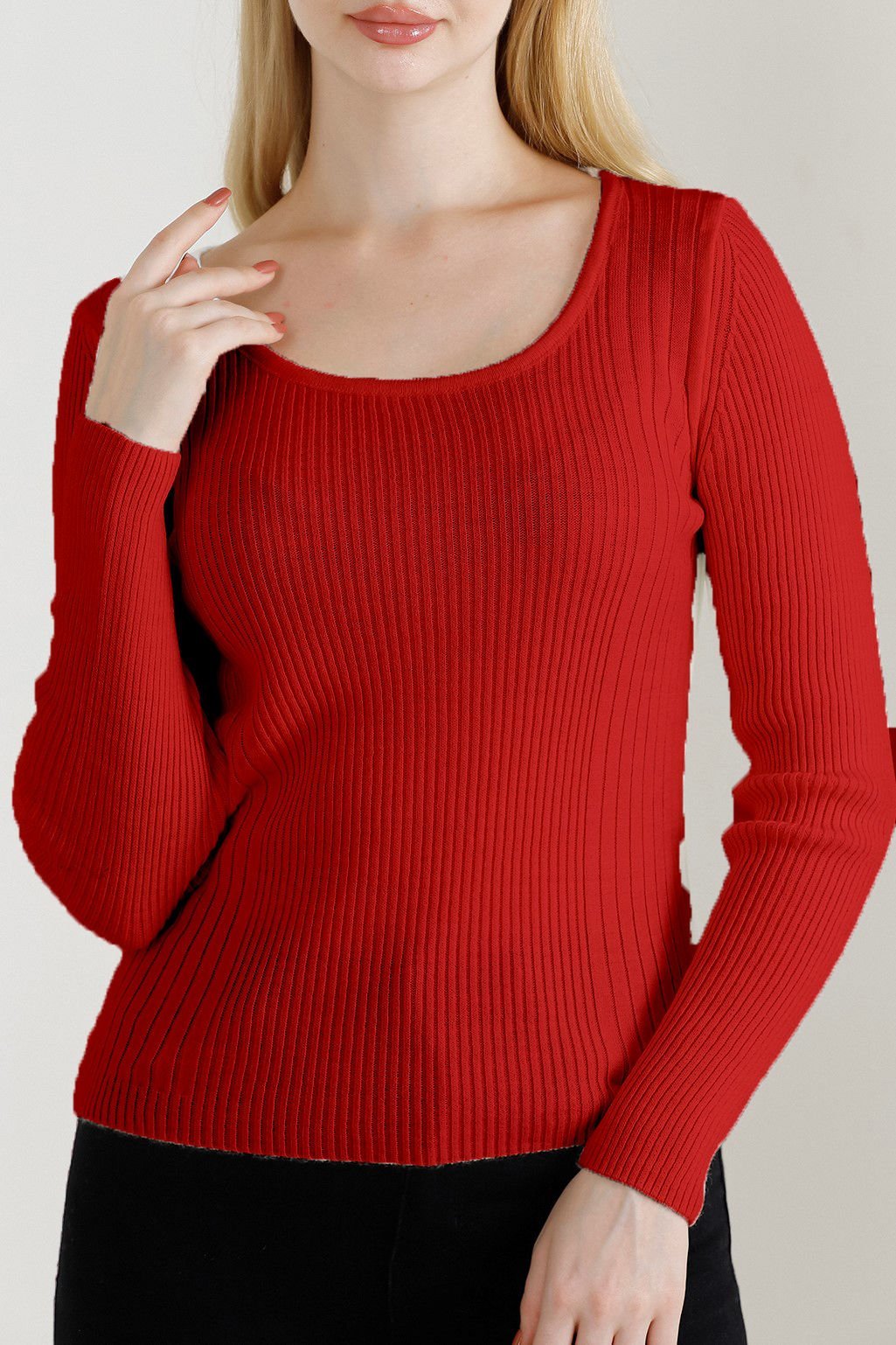 Kadın Kırmızı Kare Yaka Triko Kazak