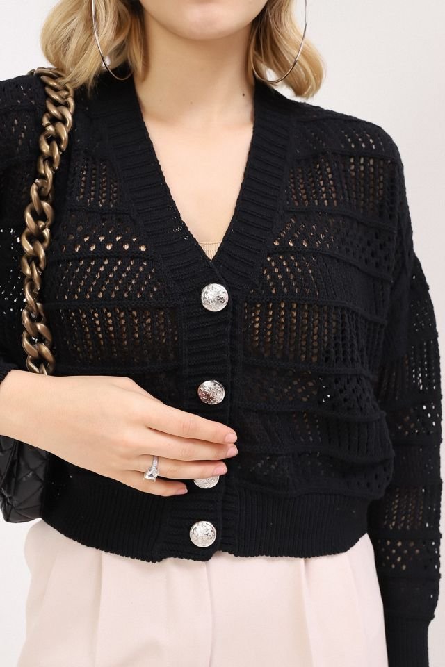 Kadın Siyah Yazlık Delikli Düğmeli Hırka