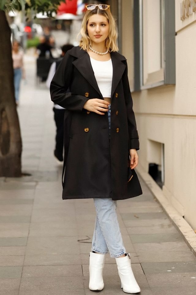 Kadın Siyah Düğmeli Su İtici Kuşaklı Kol Kemerli Trençkot