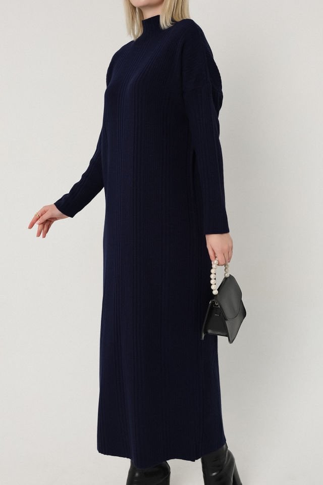 Kadın Lacivert Dik Yaka Uzun Triko Elbise