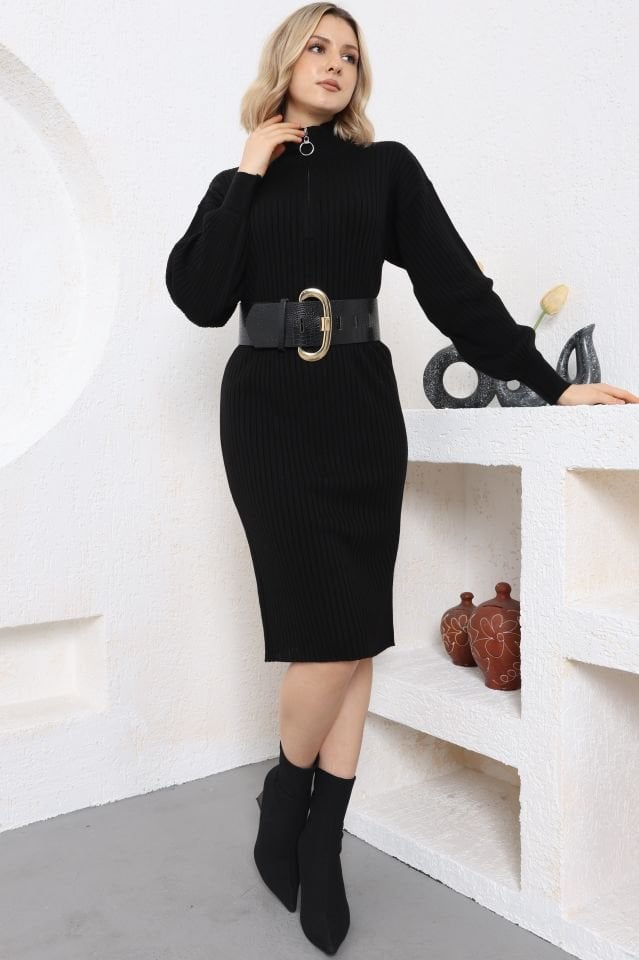 Siyah Fermuarlı Yarım Balıkçı Uzun Triko Elbise