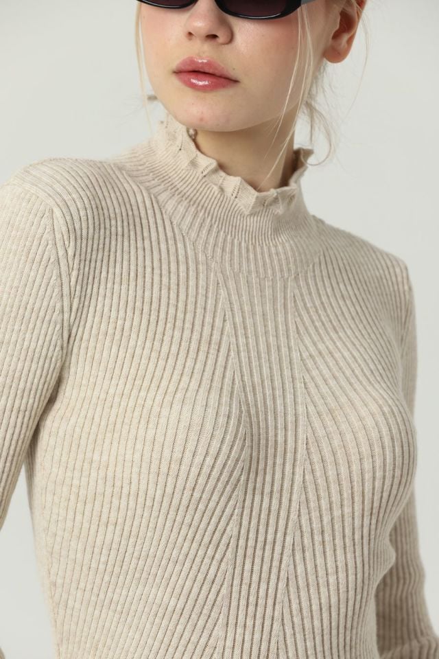 Kadın Kol ve Yaka Ucu Dantel Triko Kazak Bej