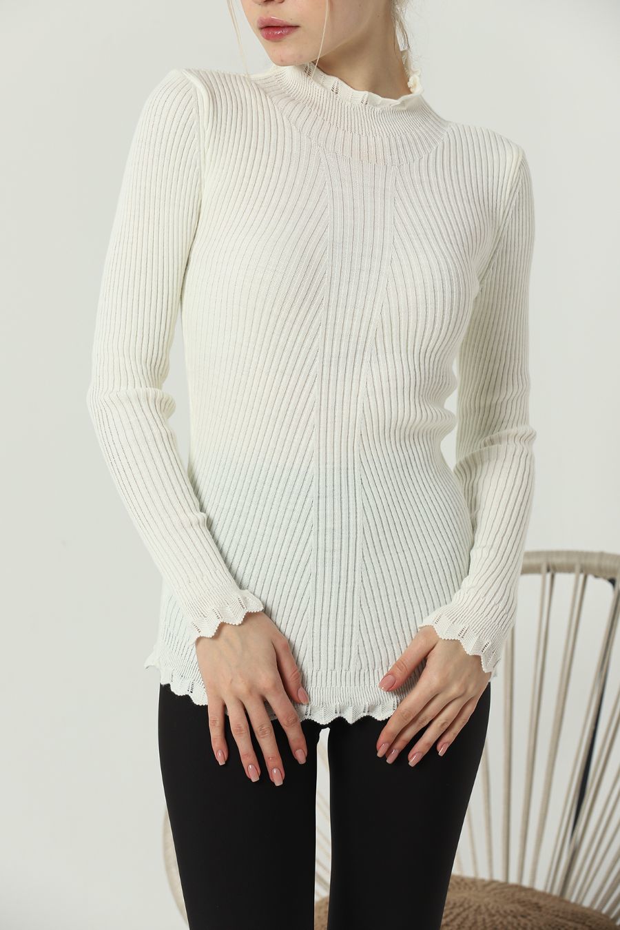 Kadın Kol ve Yaka Ucu Dantel Triko Kazak Ekru